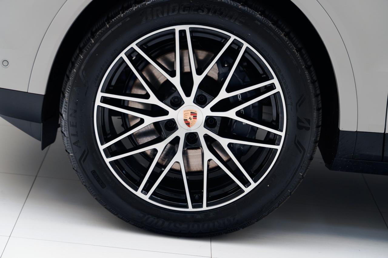 2026 Porsche Cayenne Coupe Pompano Beach FL