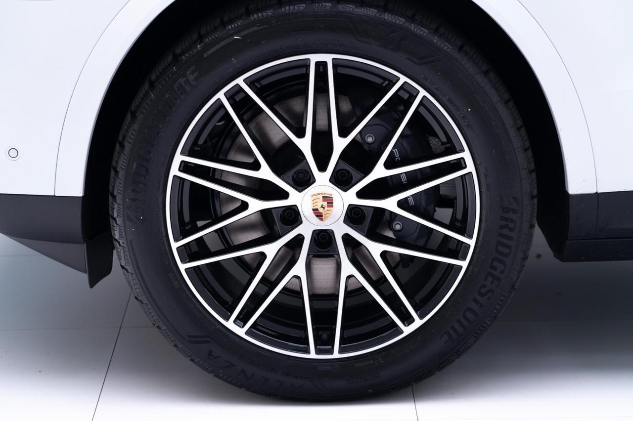 2026 Porsche Cayenne Coupe Pompano Beach FL