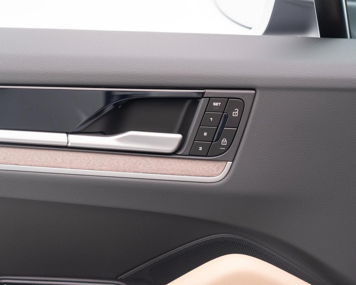 2026 Porsche Cayenne Coupe Pompano Beach FL