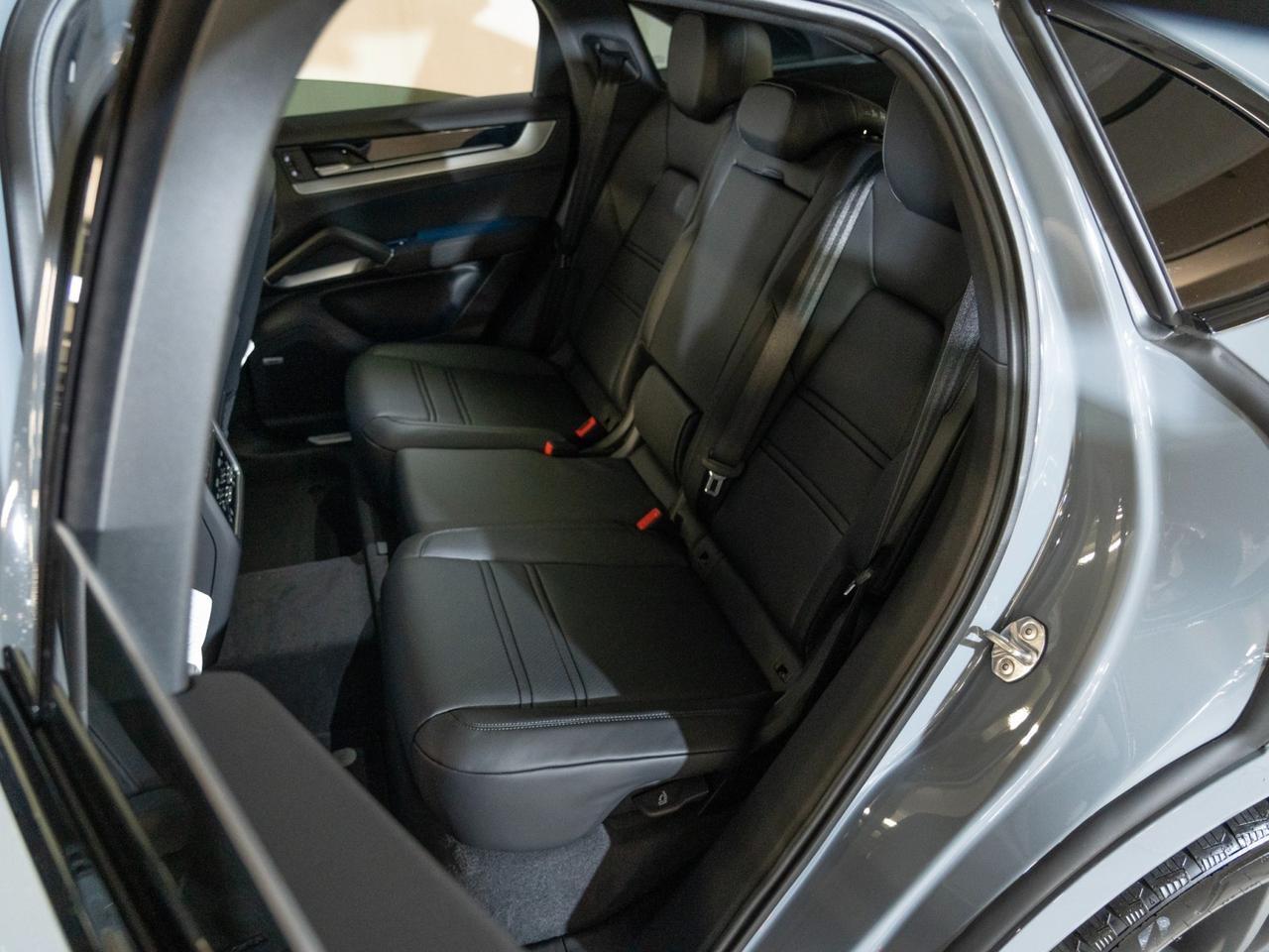 2026 Porsche Cayenne Coupe Pompano Beach FL
