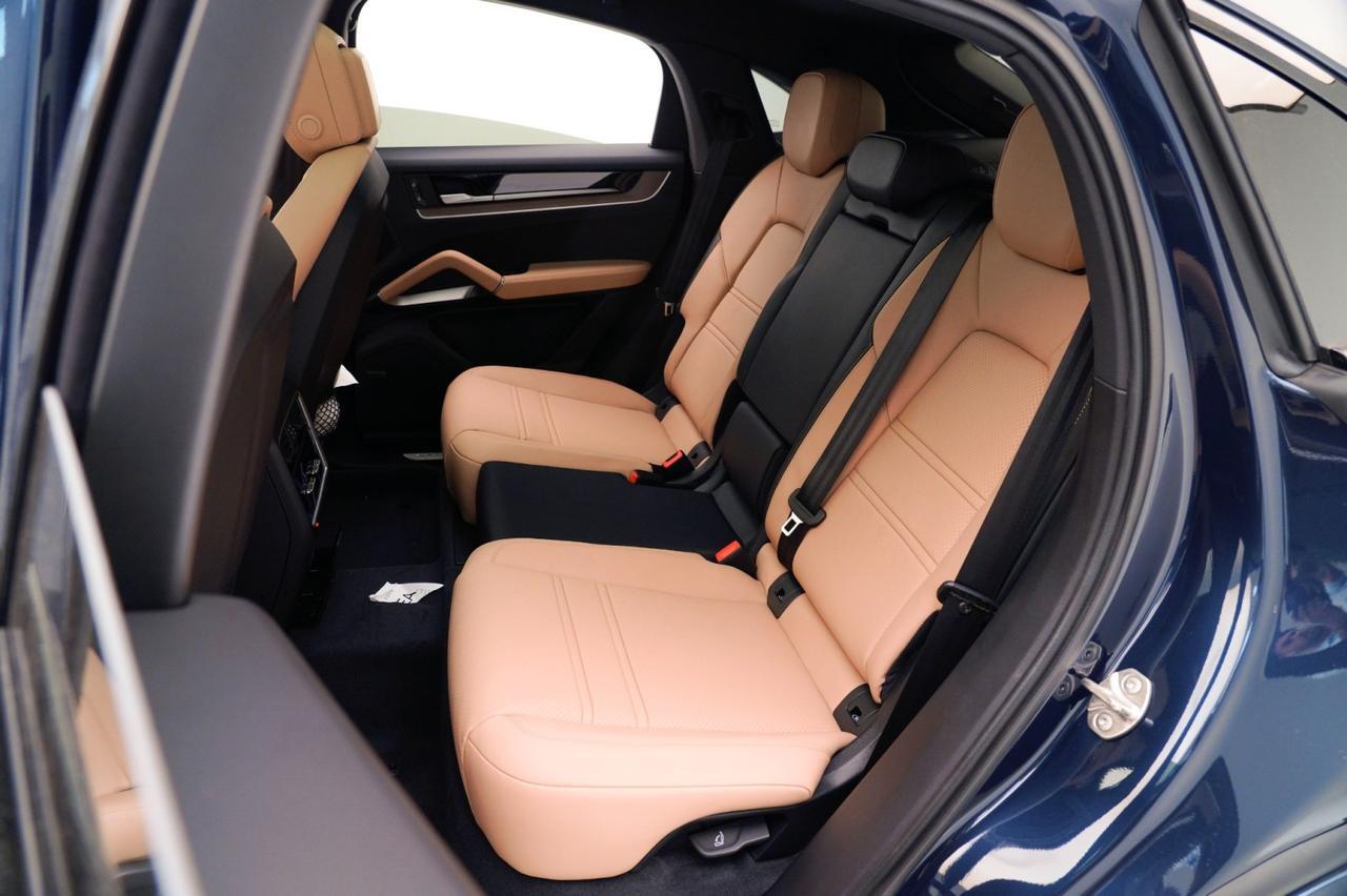 2026 Porsche Cayenne Coupe Pompano Beach FL