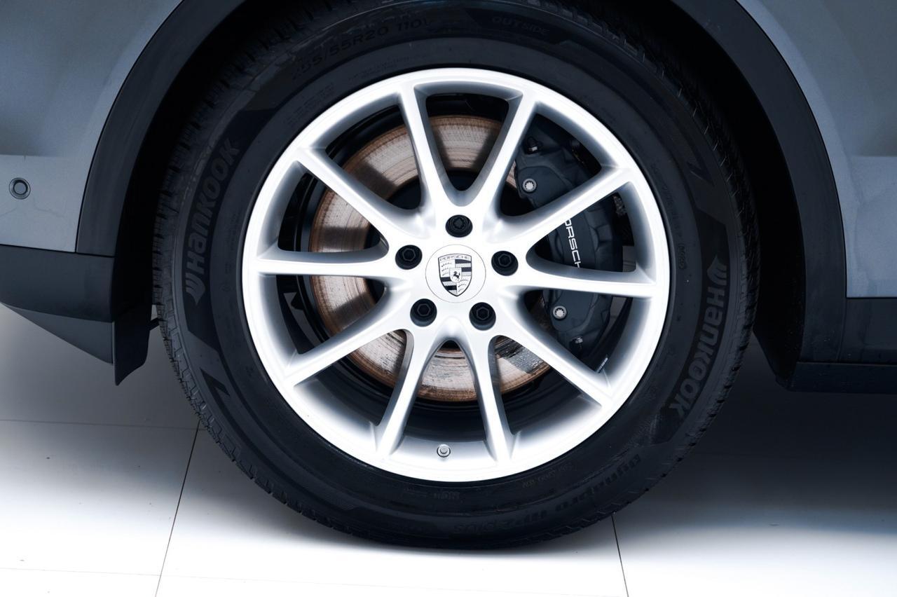 2026 Porsche Cayenne Coupe Pompano Beach FL