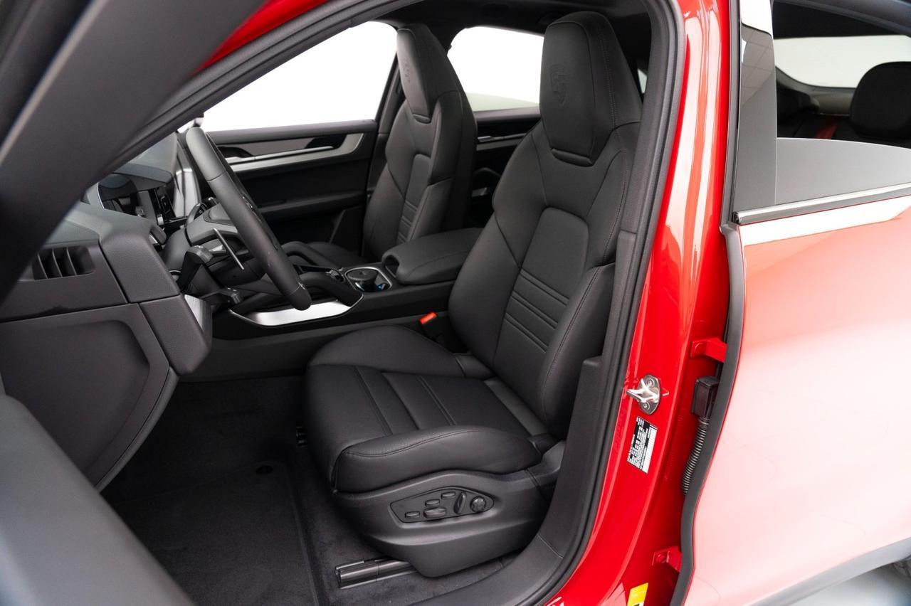 2026 Porsche Cayenne Coupe Pompano Beach FL