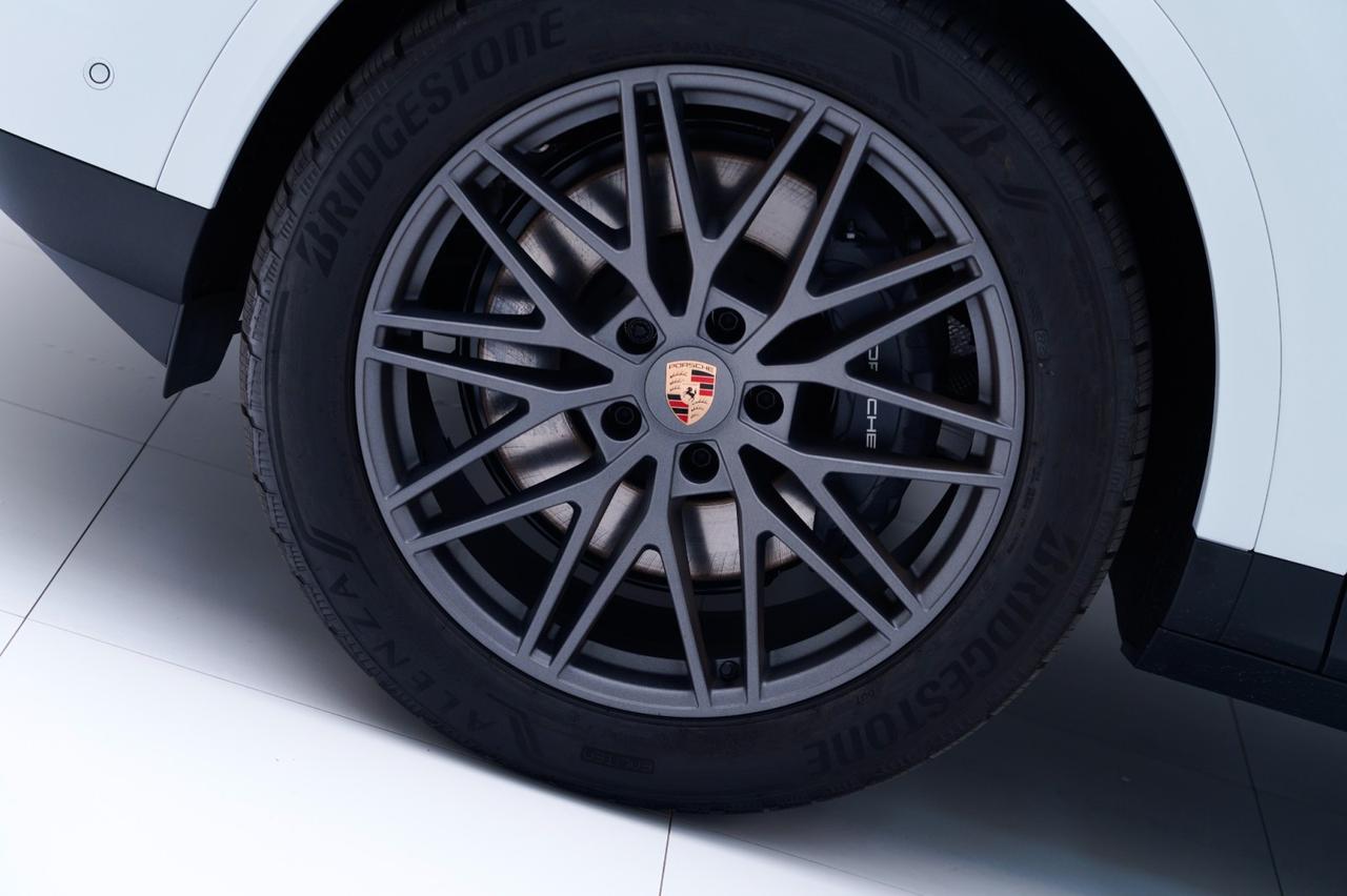 2026 Porsche Cayenne Coupe Pompano Beach FL