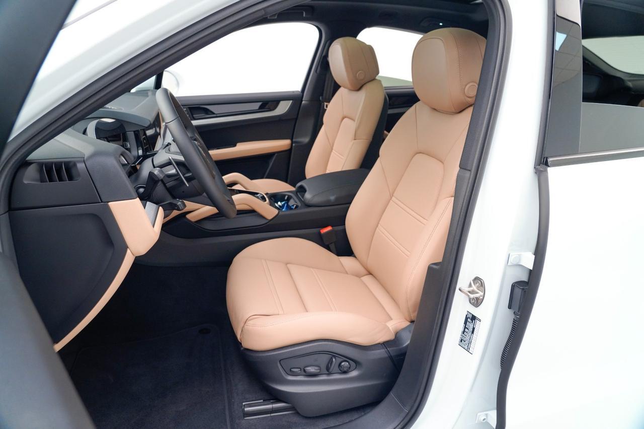 2026 Porsche Cayenne Coupe Pompano Beach FL