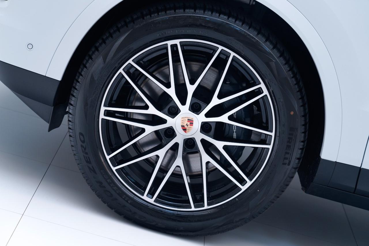 2026 Porsche Cayenne Coupe Pompano Beach FL