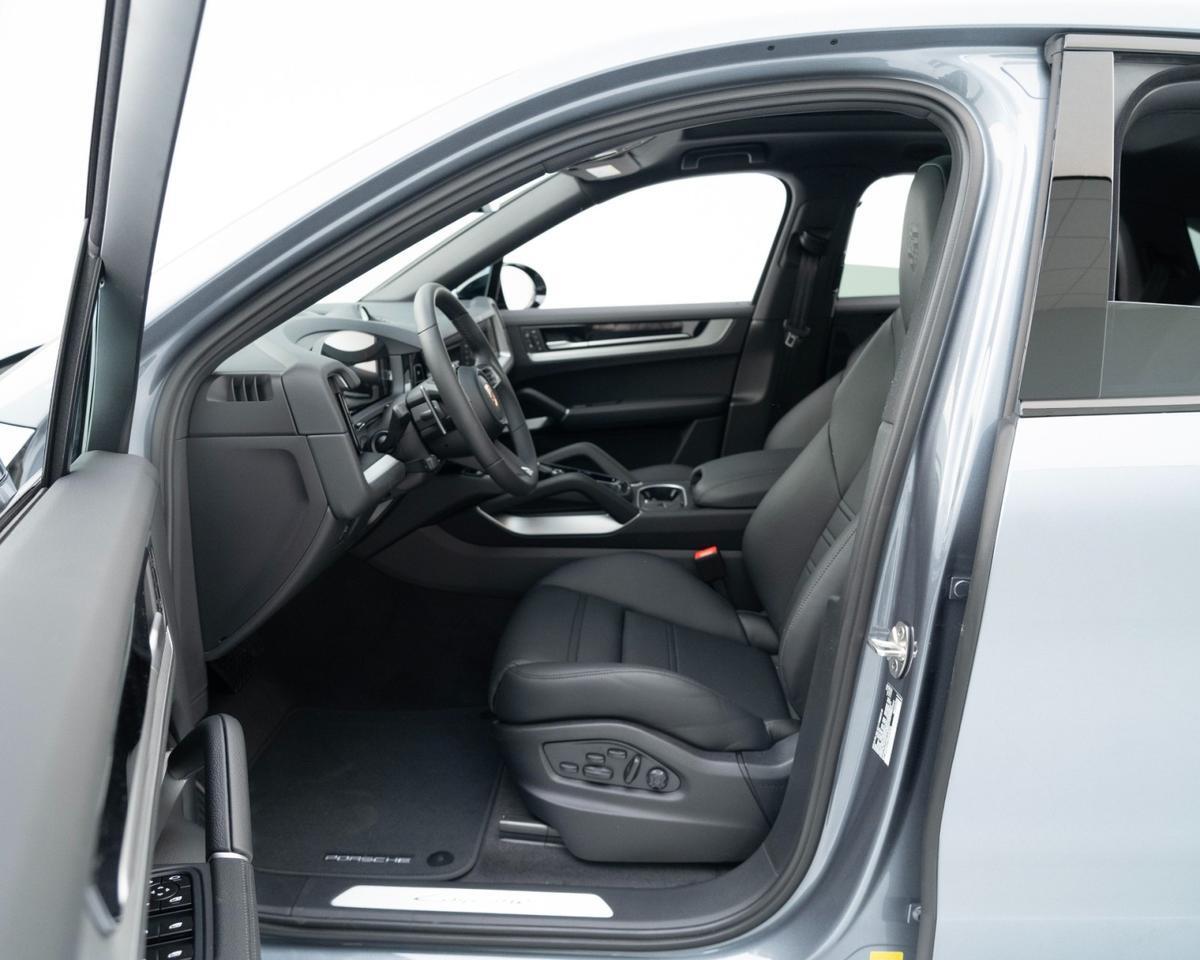 2026 Porsche Cayenne Coupe Pompano Beach FL