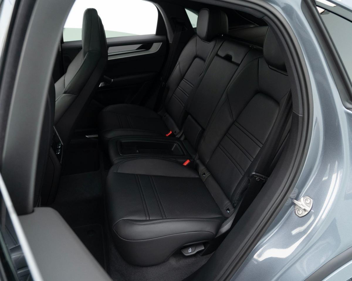 2026 Porsche Cayenne Coupe Pompano Beach FL