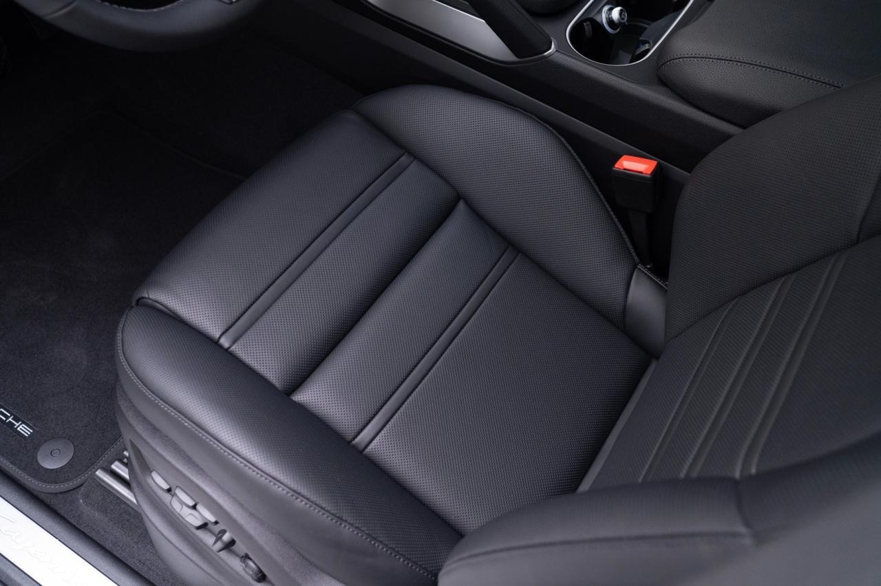 2026 Porsche Cayenne Coupe Pompano Beach FL