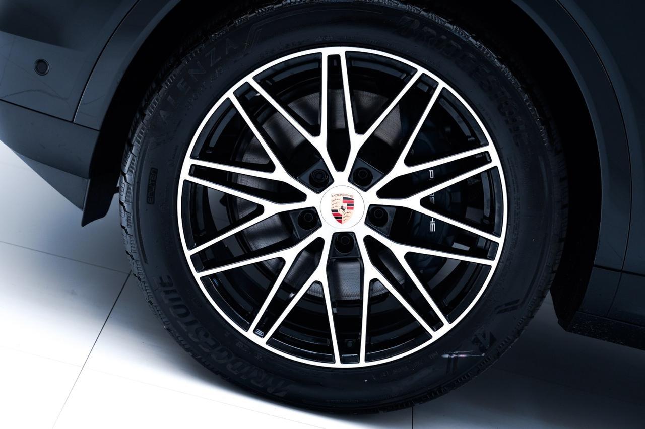 2026 Porsche Cayenne Coupe Pompano Beach FL