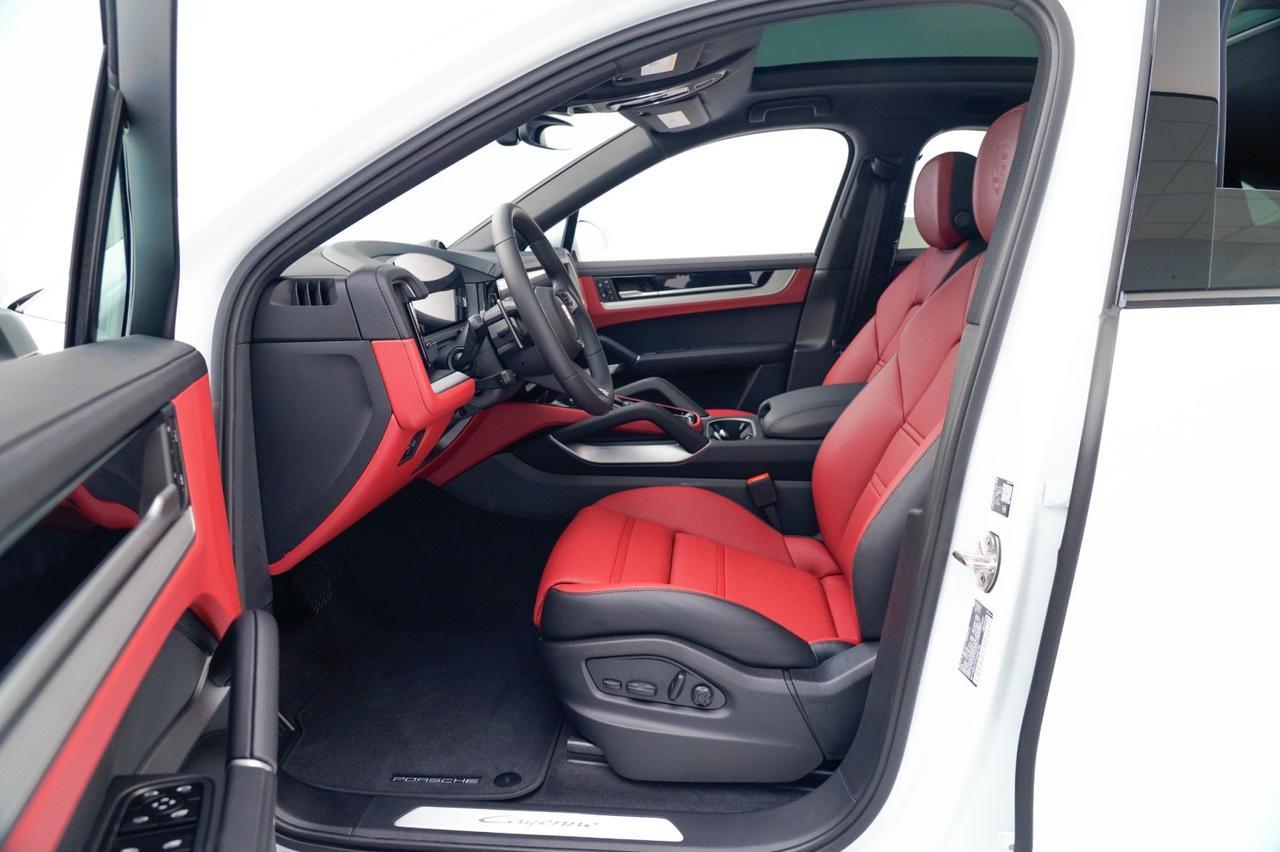 2026 Porsche Cayenne E-Hybrid Coupe Pompano Beach FL