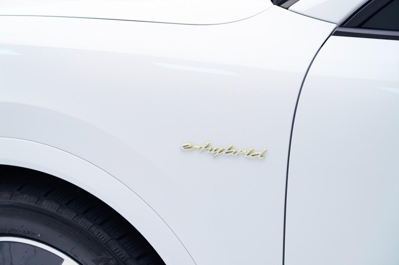 2026 Porsche Cayenne E-Hybrid Coupe Pompano Beach FL