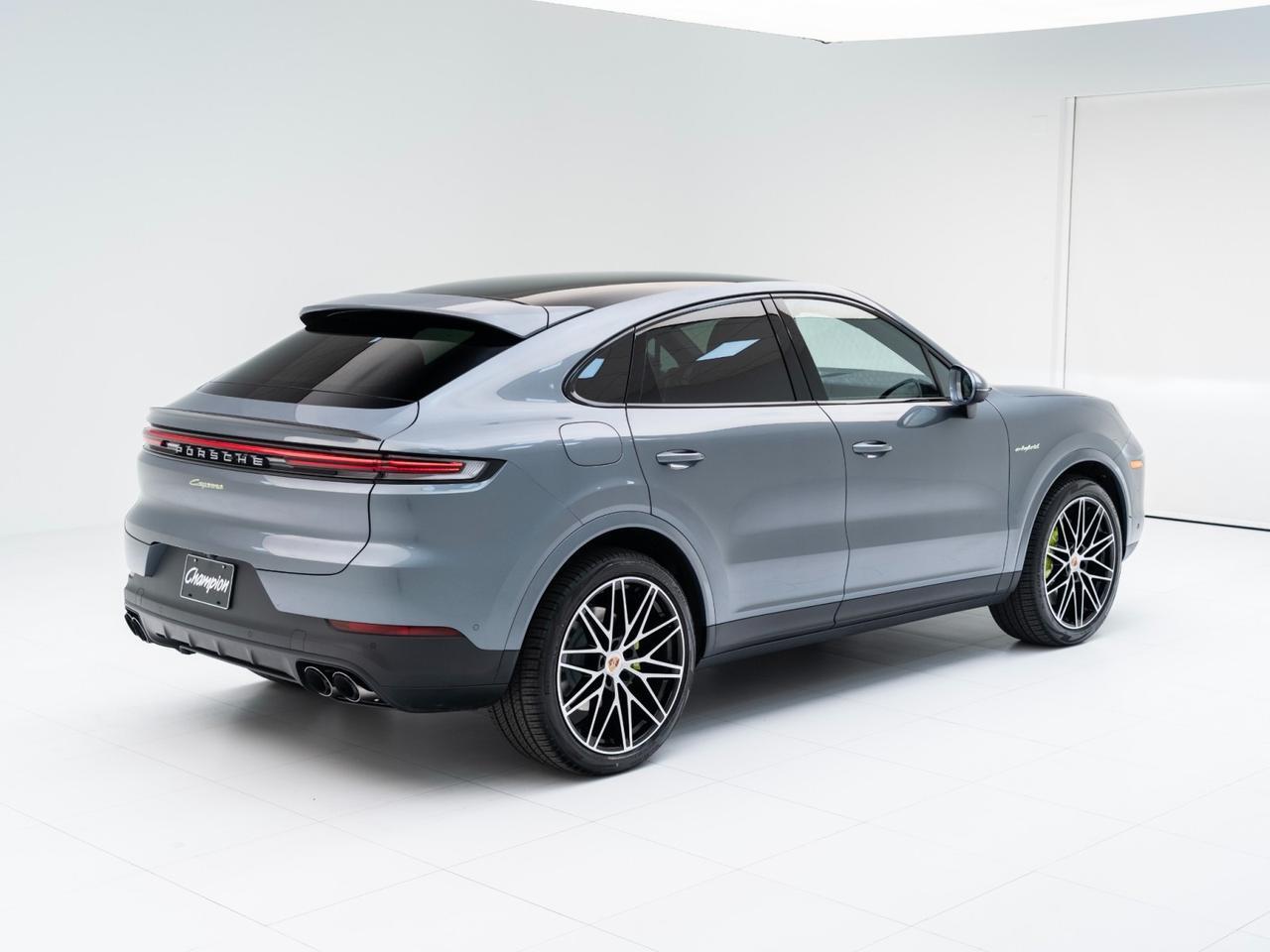 2026 Porsche Cayenne E-Hybrid Coupe Pompano Beach FL