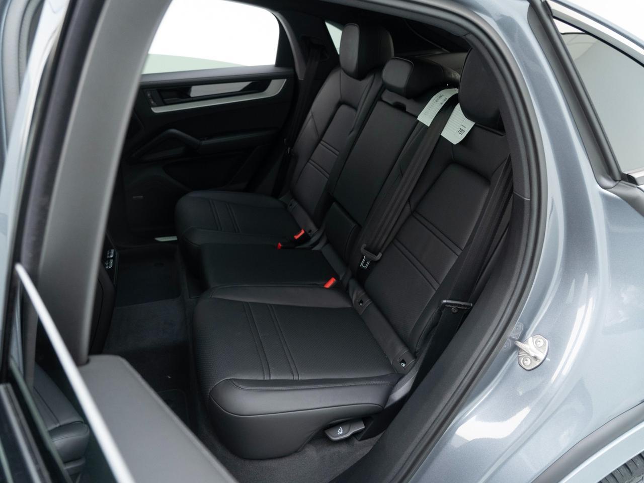 2026 Porsche Cayenne E-Hybrid Coupe Pompano Beach FL