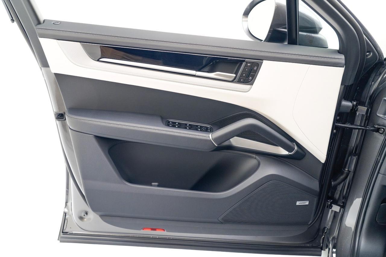 2026 Porsche Cayenne E-Hybrid Coupe Pompano Beach FL