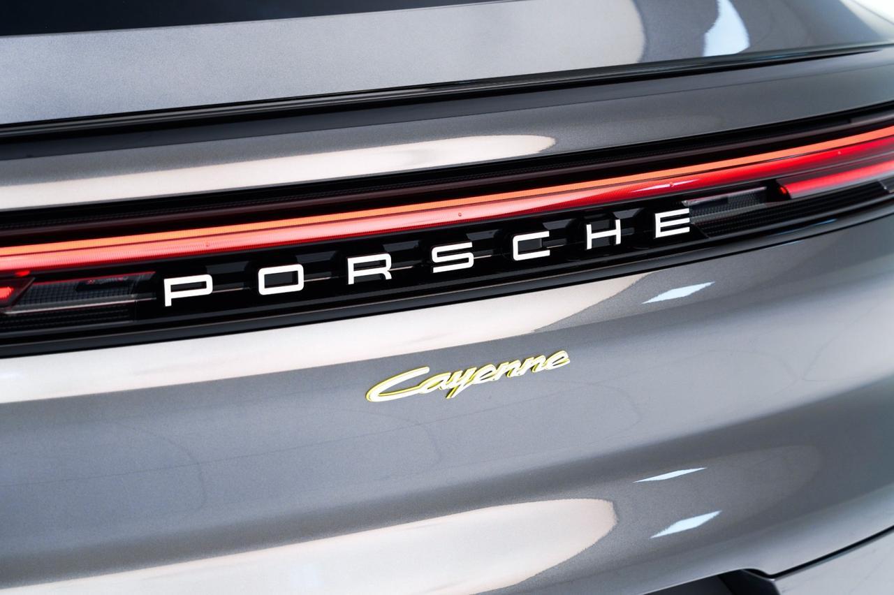 2026 Porsche Cayenne E-Hybrid Coupe Pompano Beach FL