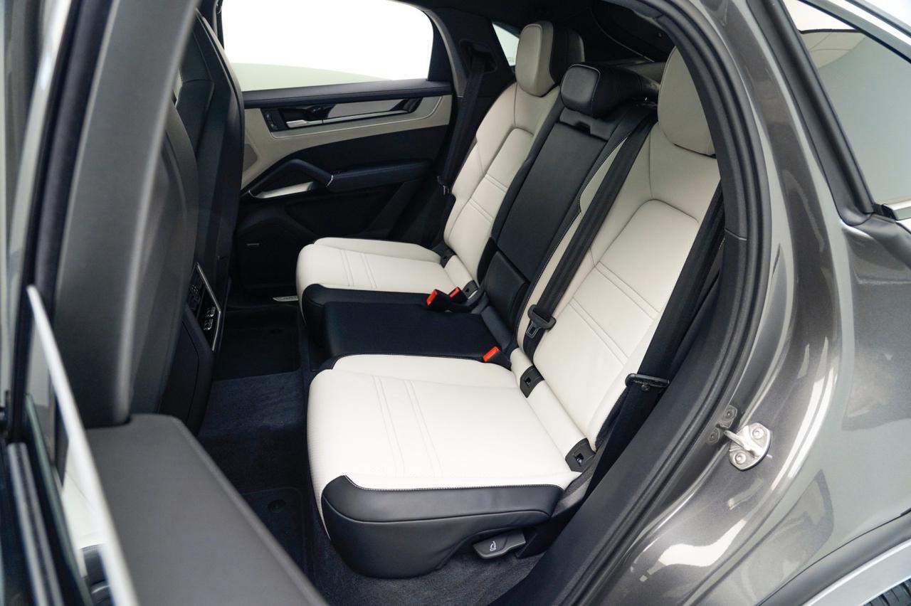 2026 Porsche Cayenne E-Hybrid Coupe Pompano Beach FL