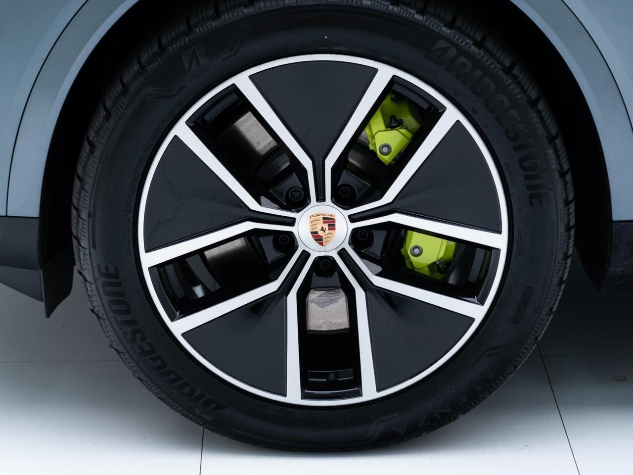 2026 Porsche Cayenne E-Hybrid Coupe Pompano Beach FL