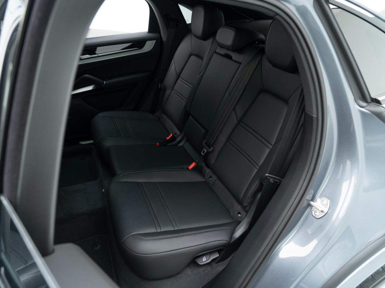 2026 Porsche Cayenne E-Hybrid Coupe Pompano Beach FL