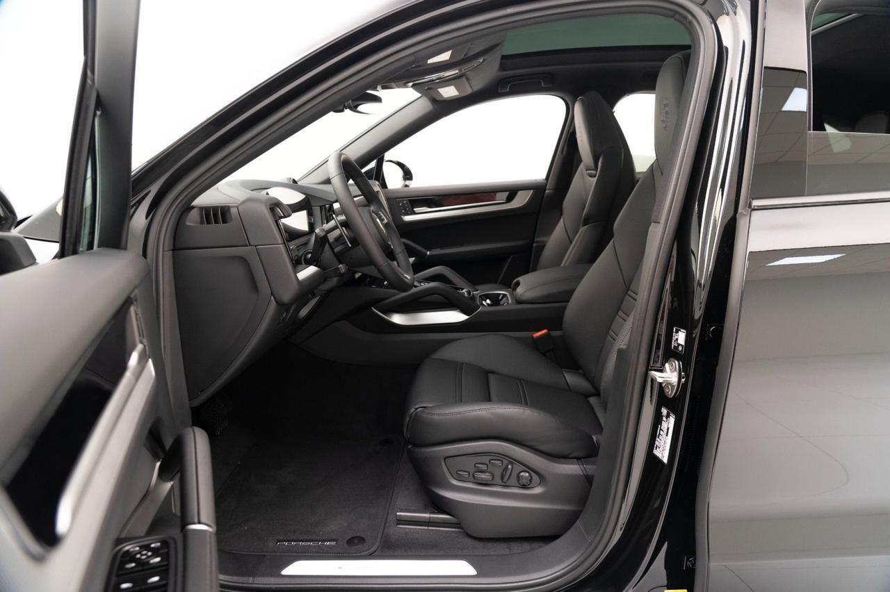 2026 Porsche Cayenne E-Hybrid Coupe Pompano Beach FL