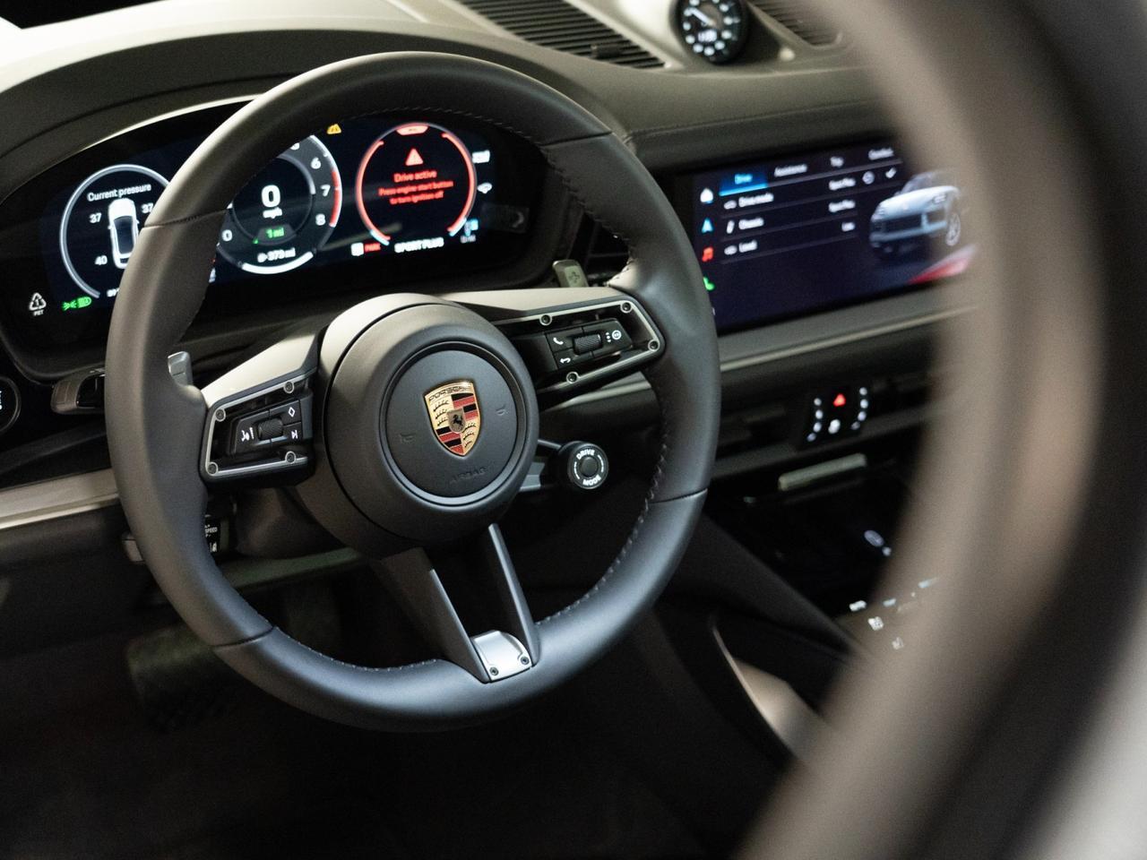 2026 Porsche Cayenne E-Hybrid Coupe Pompano Beach FL