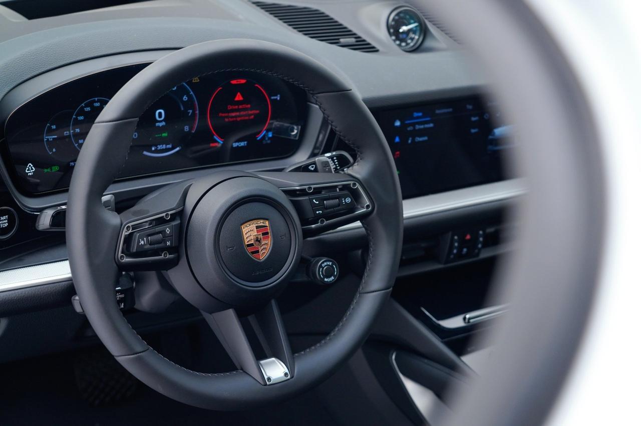 2026 Porsche Cayenne E-Hybrid Coupe Pompano Beach FL