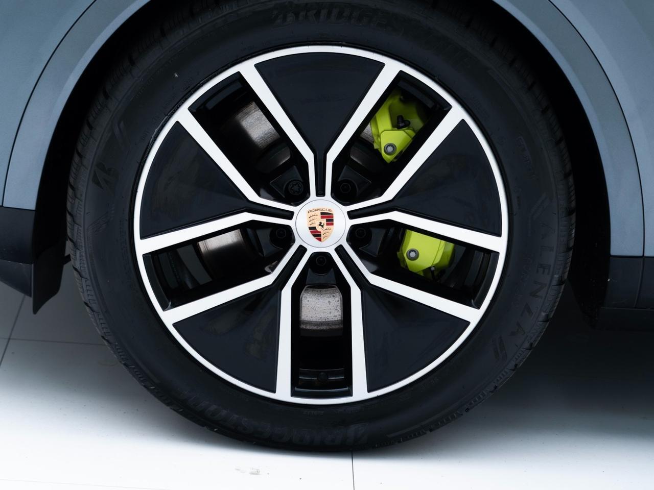 2026 Porsche Cayenne E-Hybrid Coupe Pompano Beach FL