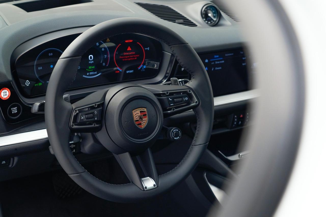 2026 Porsche Cayenne E-Hybrid Coupe Pompano Beach FL