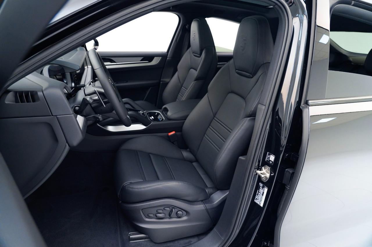 2026 Porsche Cayenne E-Hybrid Coupe Pompano Beach FL