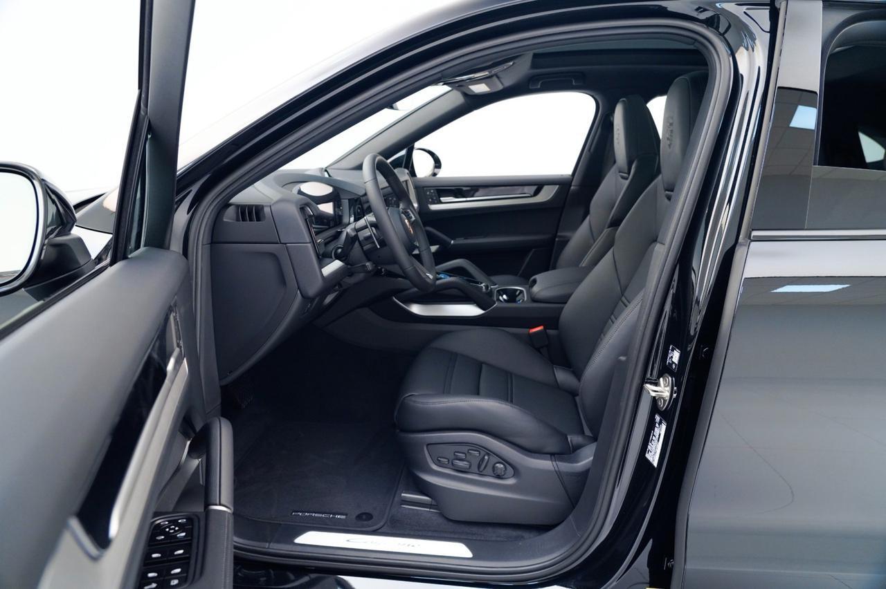 2026 Porsche Cayenne E-Hybrid Coupe Pompano Beach FL