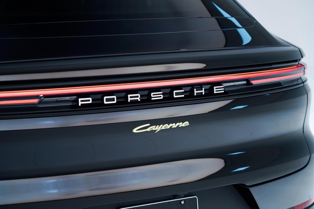 2026 Porsche Cayenne E-Hybrid Coupe Pompano Beach FL