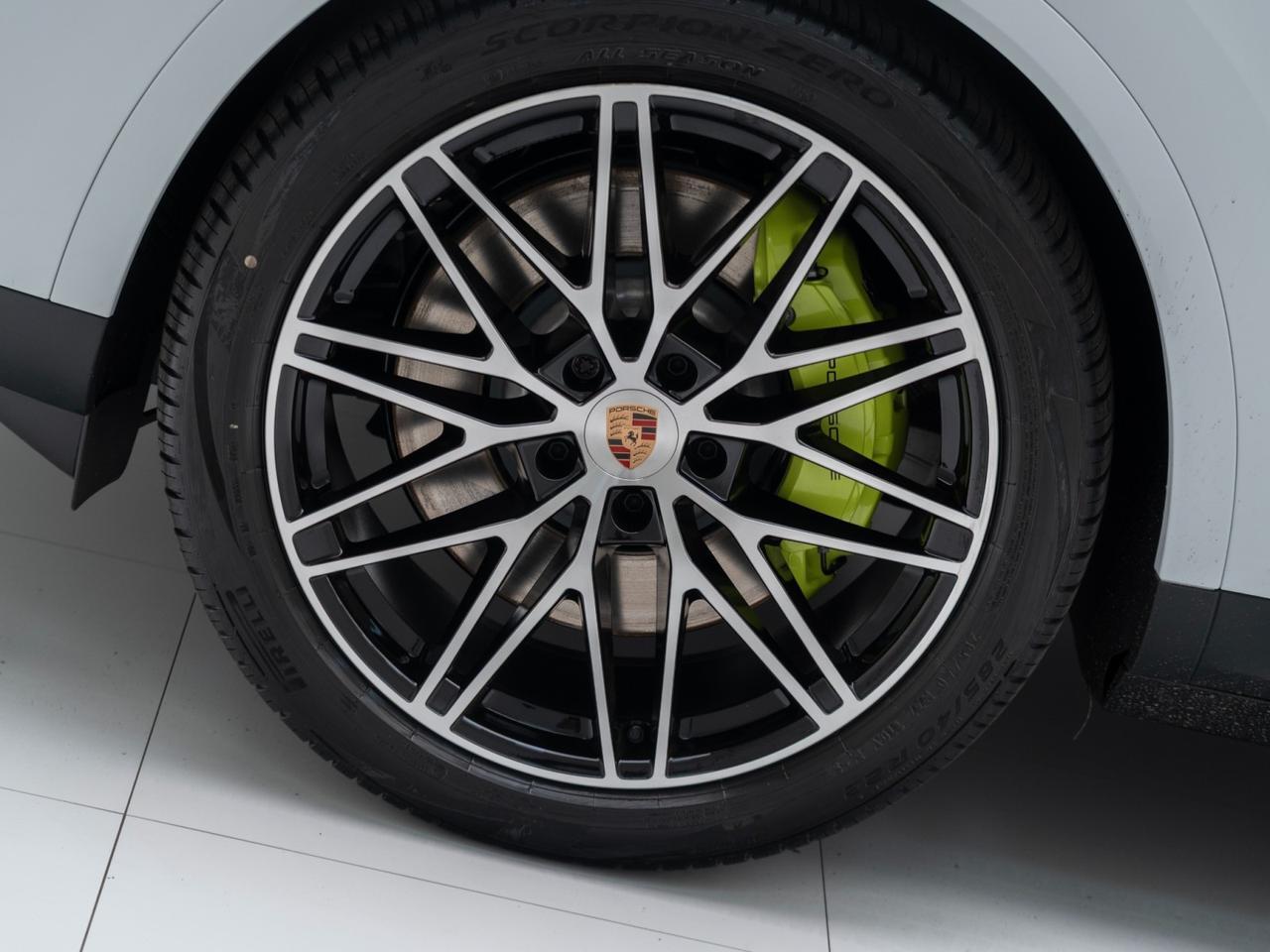 2026 Porsche Cayenne E-Hybrid Coupe Pompano Beach FL