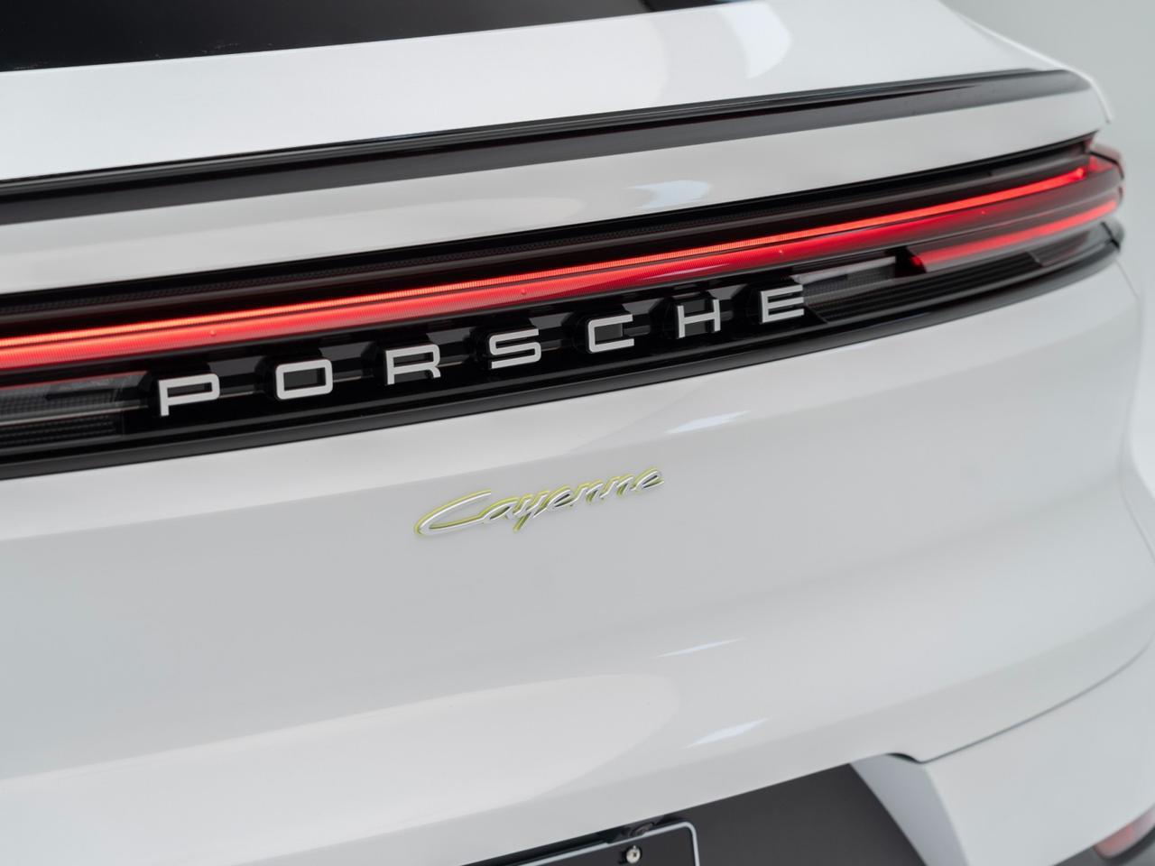 2026 Porsche Cayenne E-Hybrid Coupe Pompano Beach FL