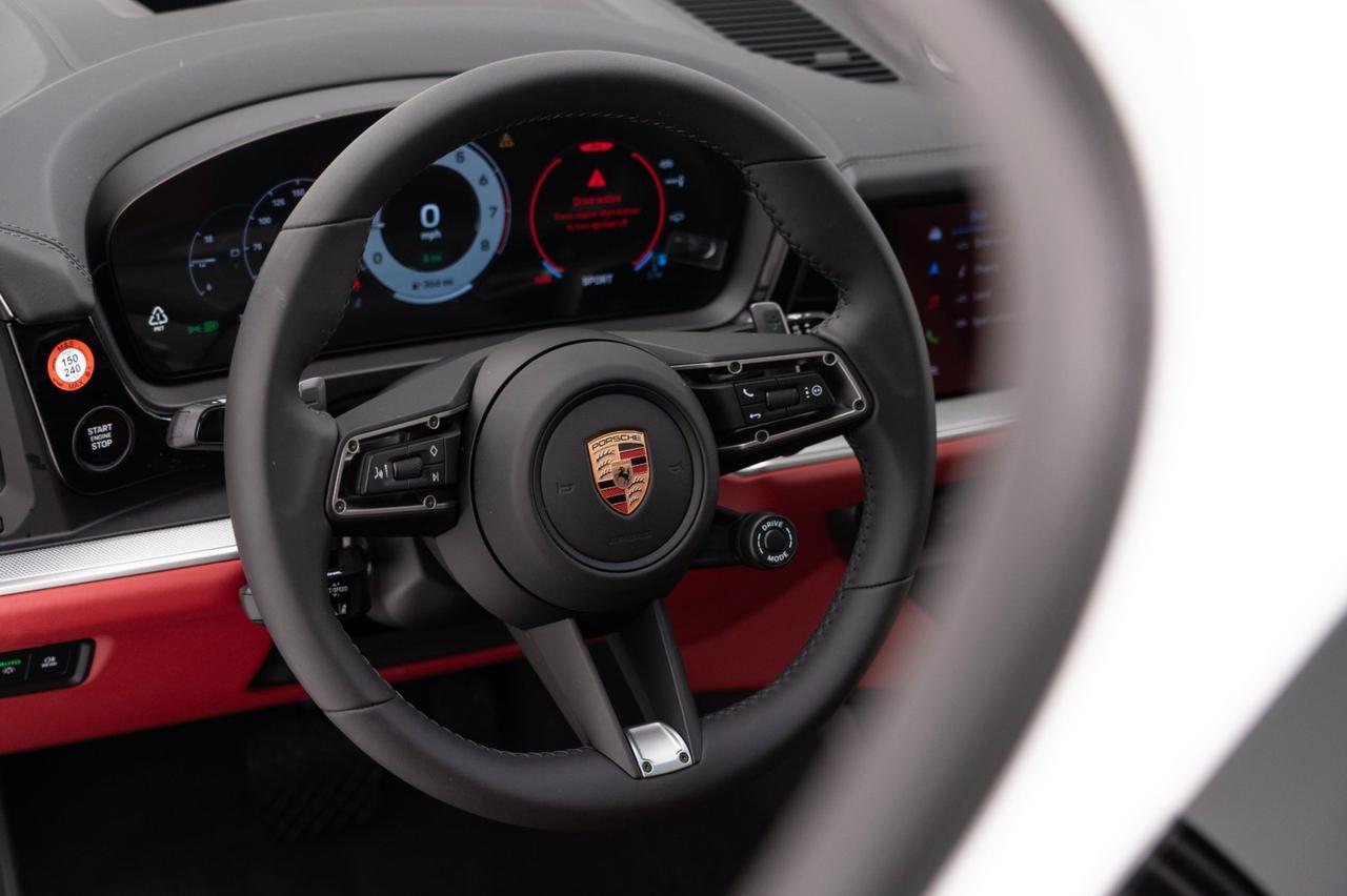 2026 Porsche Cayenne E-Hybrid Coupe Pompano Beach FL