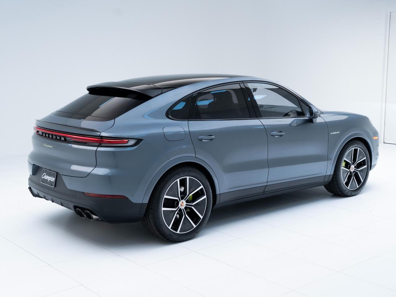 2026 Porsche Cayenne E-Hybrid Coupe Pompano Beach FL
