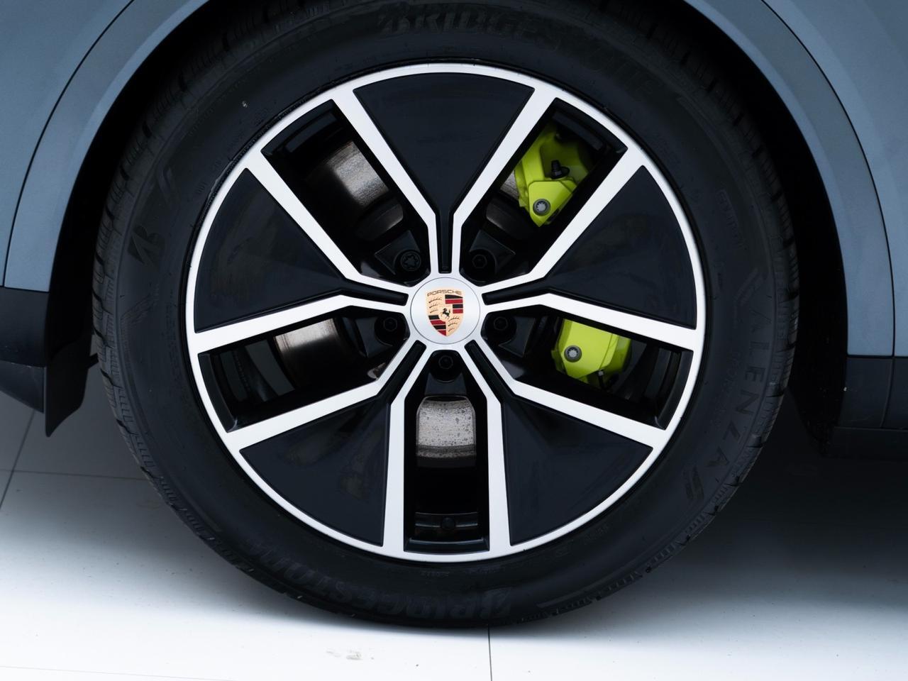 2026 Porsche Cayenne E-Hybrid Coupe Pompano Beach FL