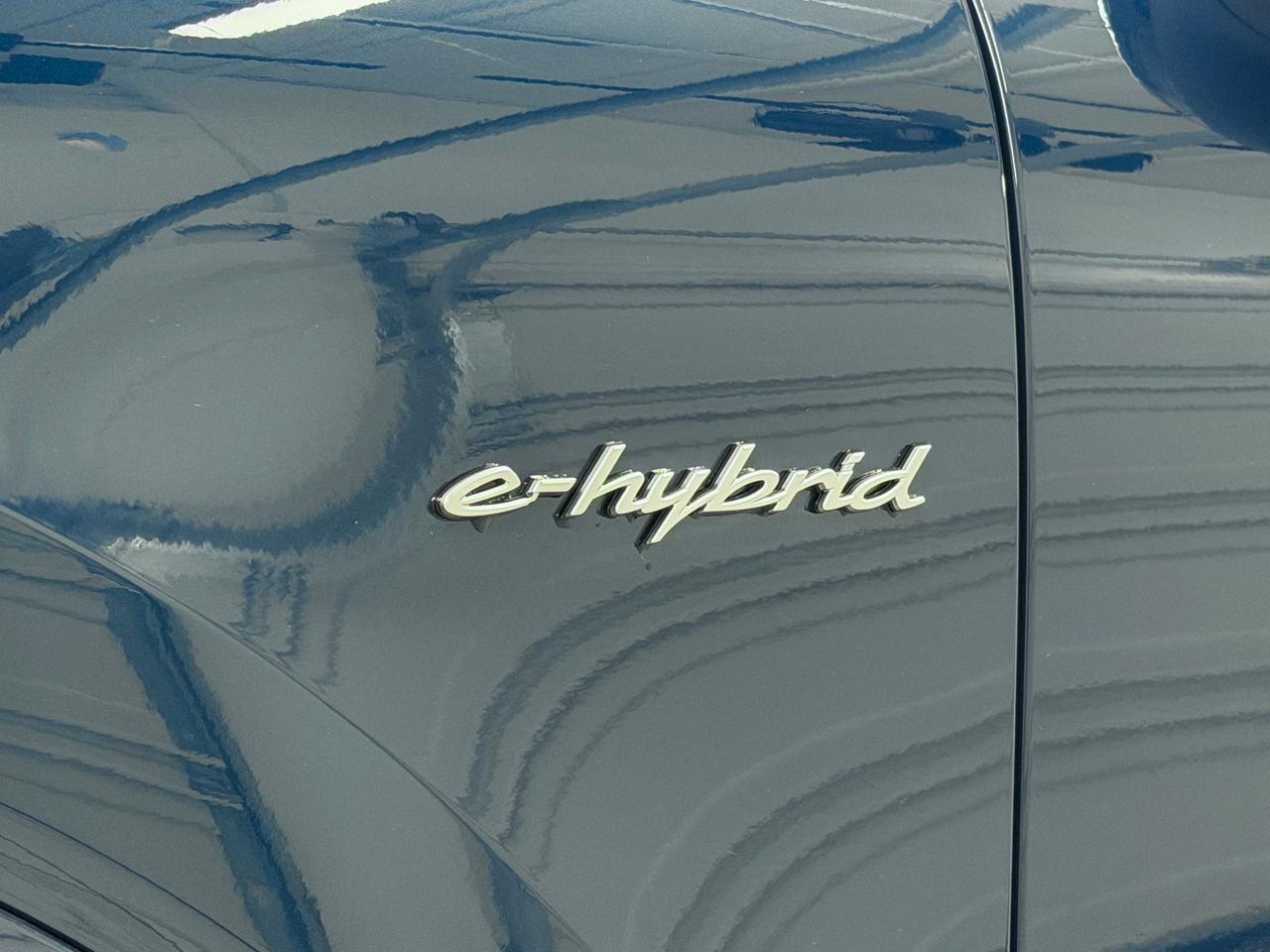 2026 Porsche Cayenne E-Hybrid Newark DE