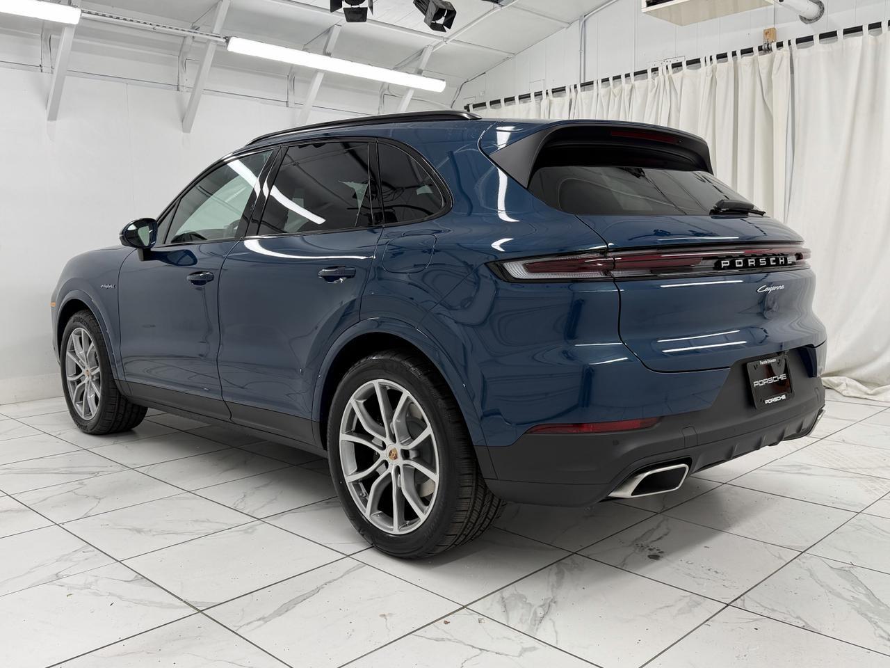 2026 Porsche Cayenne E-Hybrid Newark DE