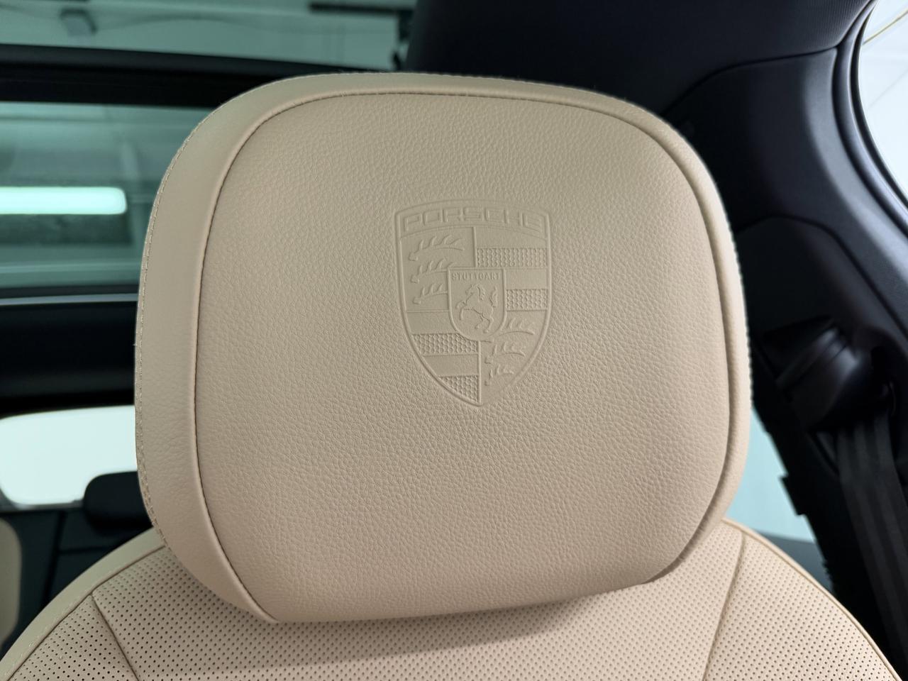 2026 Porsche Cayenne E-Hybrid Newark DE