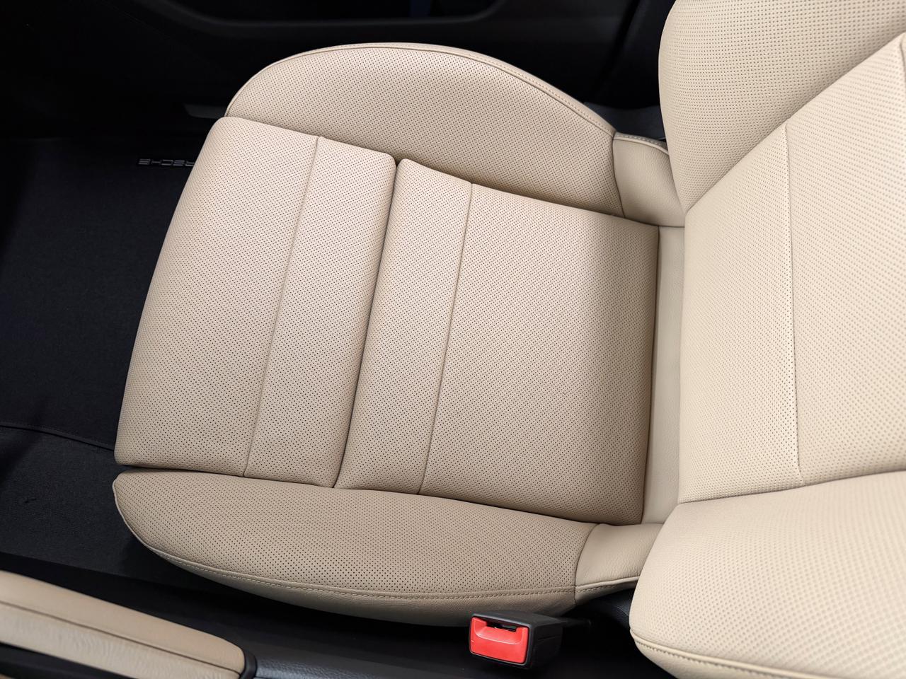 2026 Porsche Cayenne E-Hybrid Newark DE