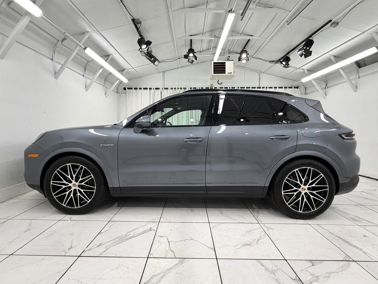 2026 Porsche Cayenne E-Hybrid Newark DE