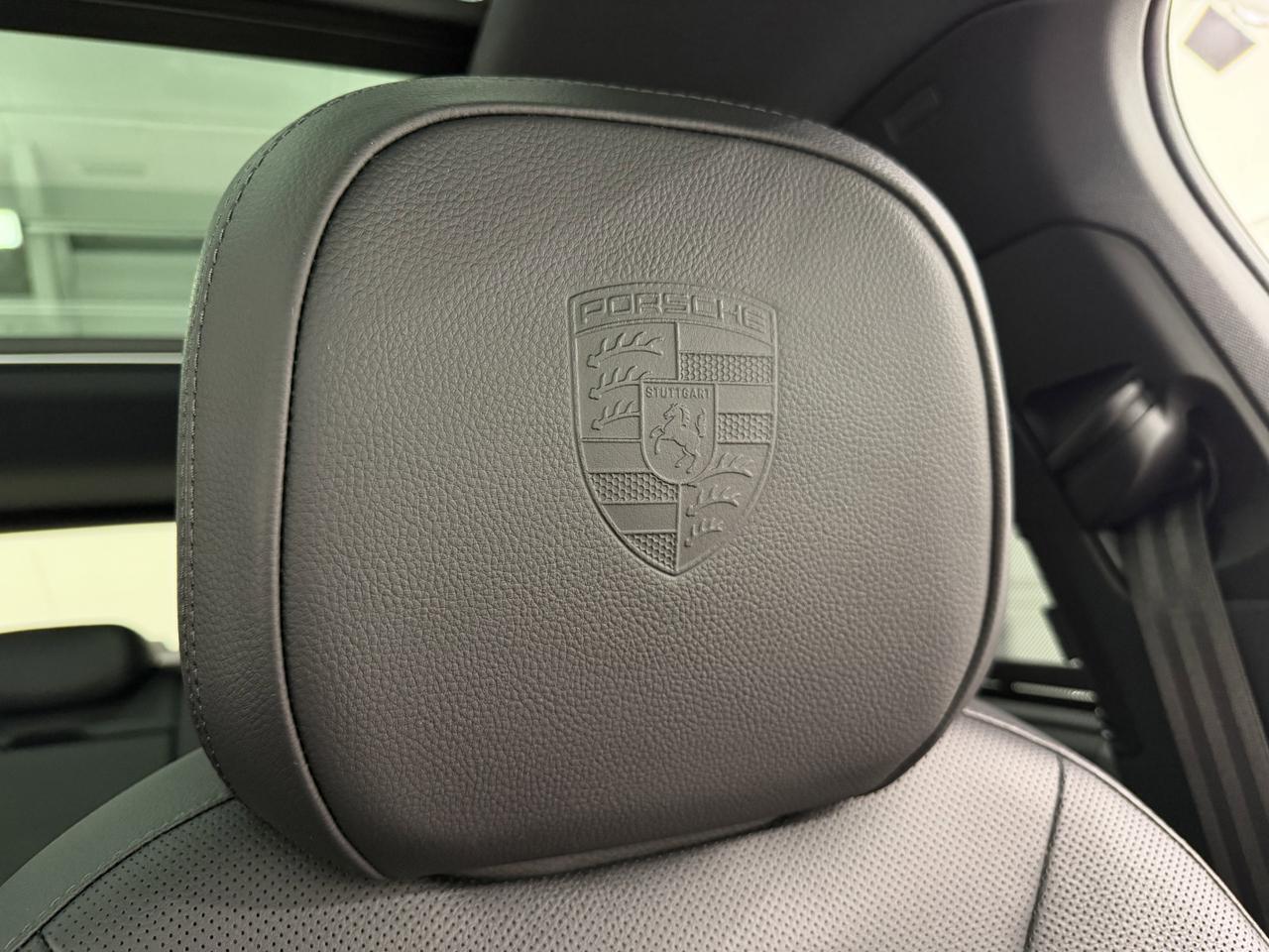 2026 Porsche Cayenne E-Hybrid Newark DE