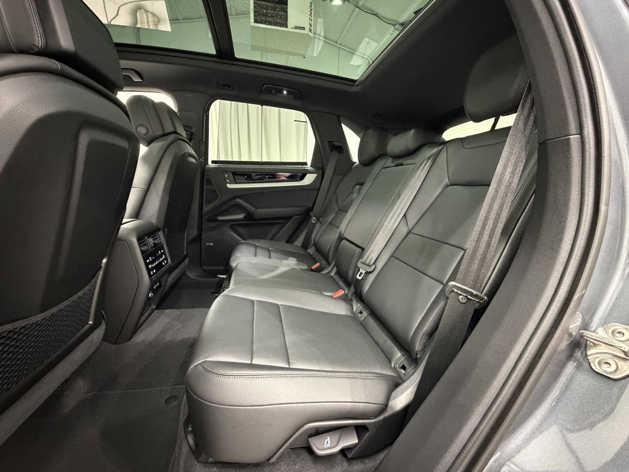 2026 Porsche Cayenne E-Hybrid Newark DE