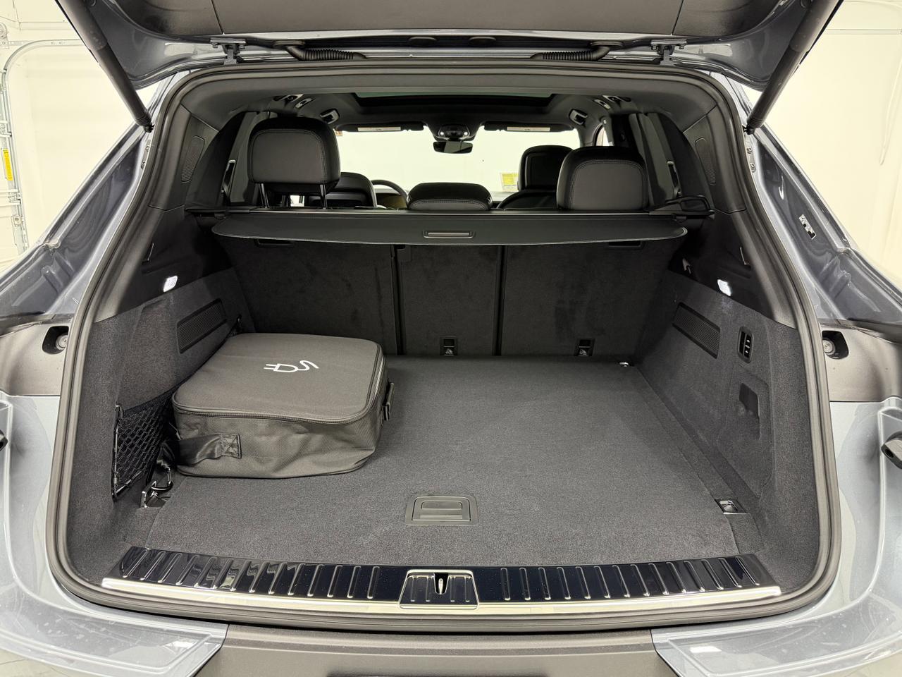 2026 Porsche Cayenne E-Hybrid Newark DE