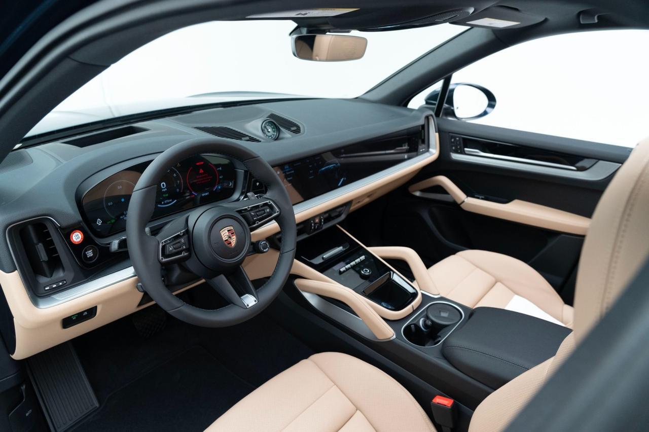 2026 Porsche Cayenne E-Hybrid Pompano Beach FL