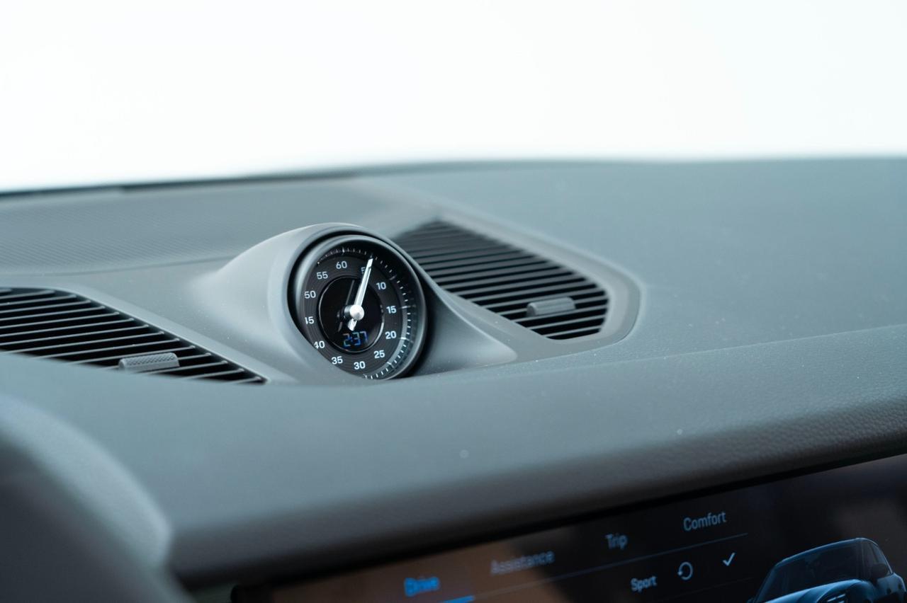 2026 Porsche Cayenne E-Hybrid Pompano Beach FL