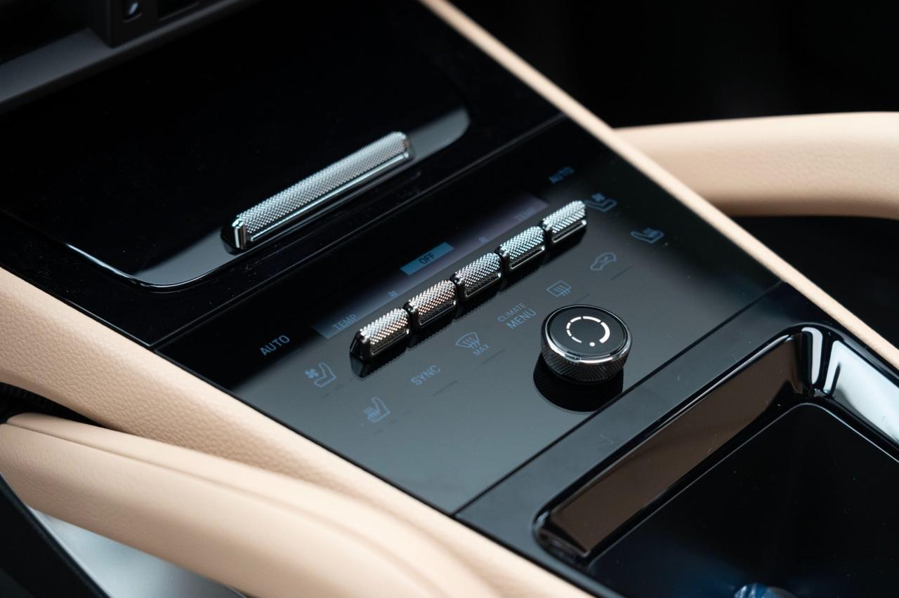 2026 Porsche Cayenne E-Hybrid Pompano Beach FL