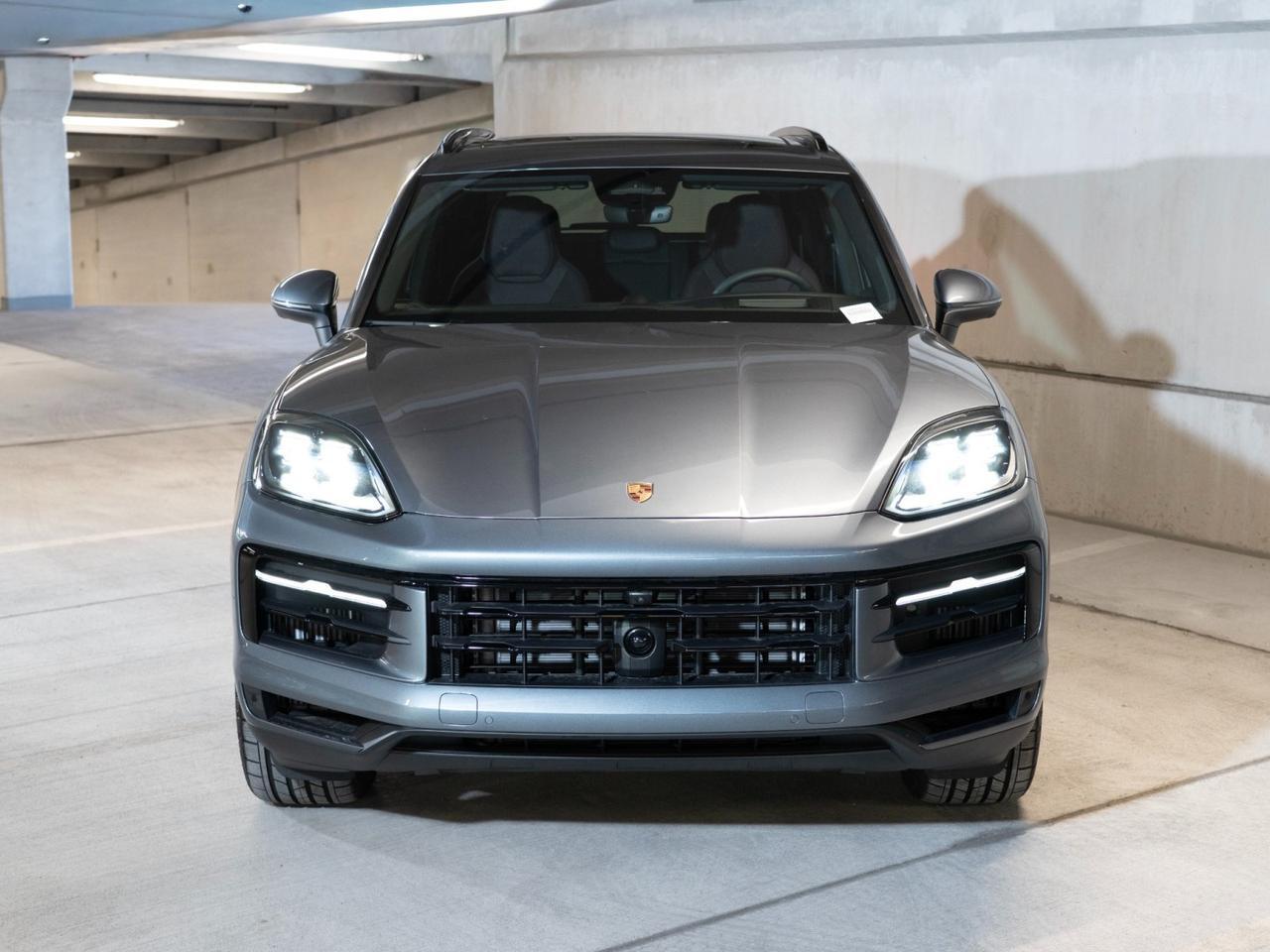 2026 Porsche Cayenne E-Hybrid Pompano Beach FL