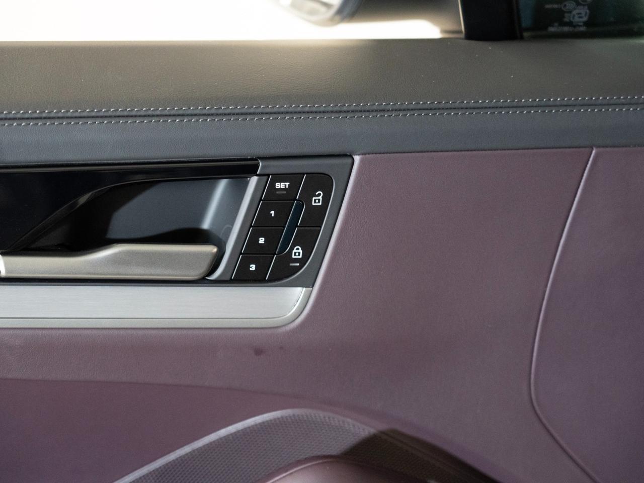 2026 Porsche Cayenne E-Hybrid Pompano Beach FL