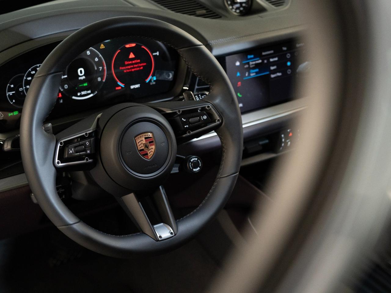 2026 Porsche Cayenne E-Hybrid Pompano Beach FL